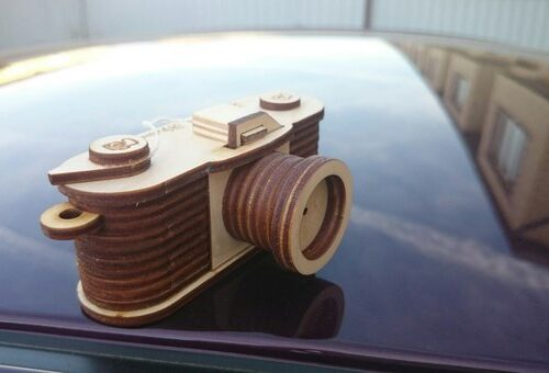 CAMERA