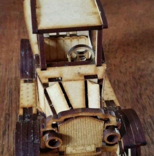 MODEL T FORD (WITH ROOF)