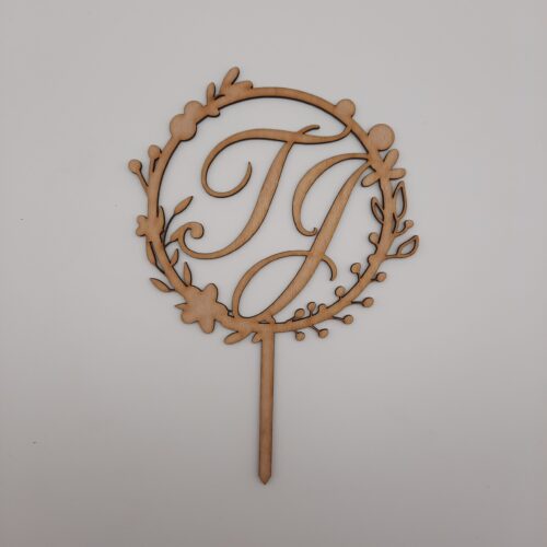 WREATH WITH INTIAL