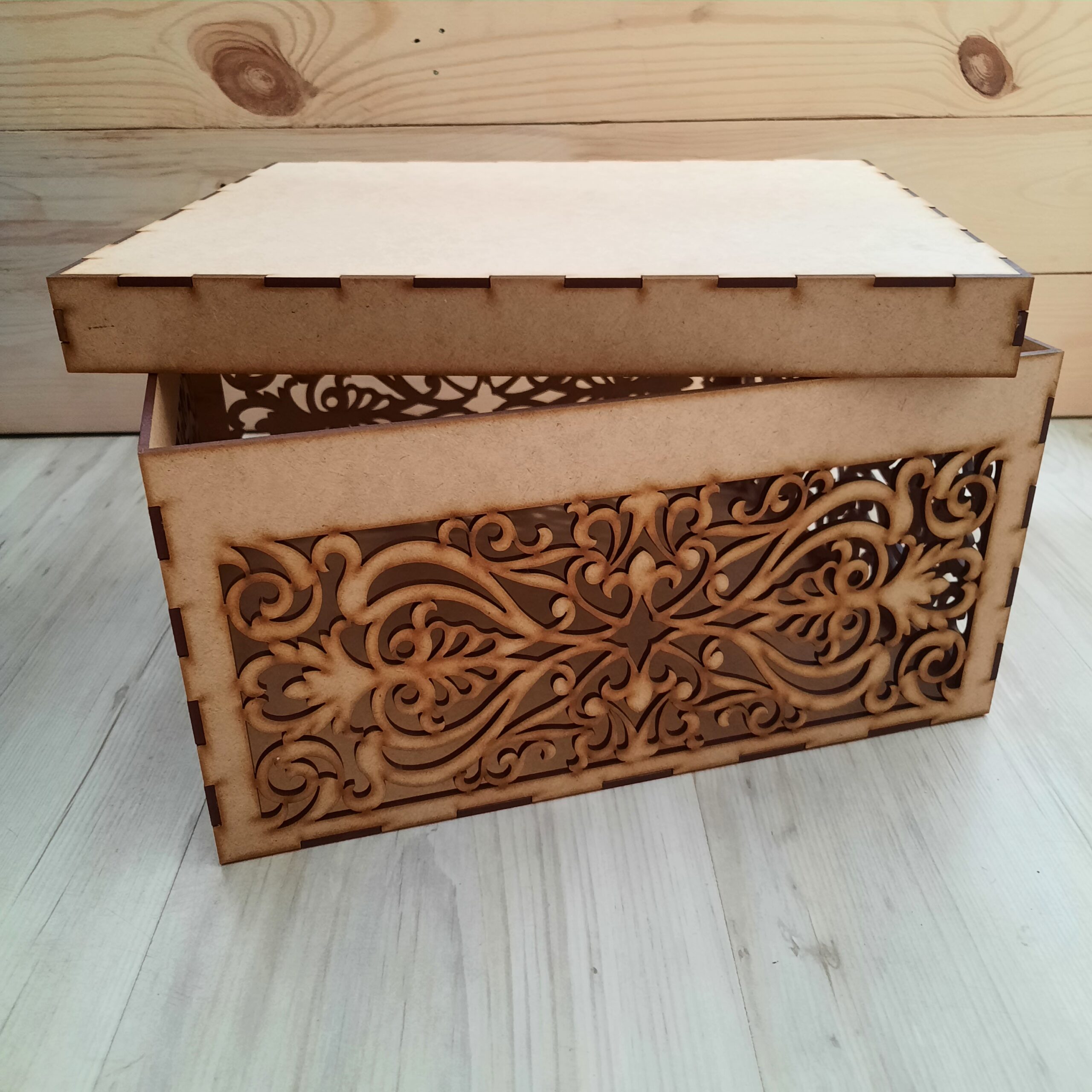 FILLIGREE SIDE BOX