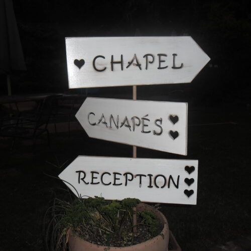 DIRECTIONAL SIGN