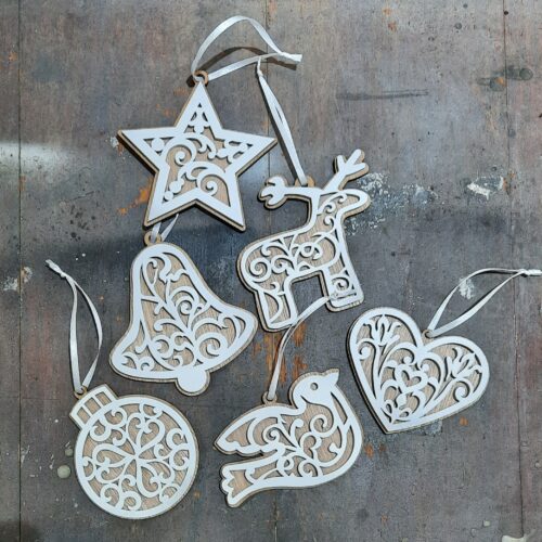 Filligree tree decor shapes