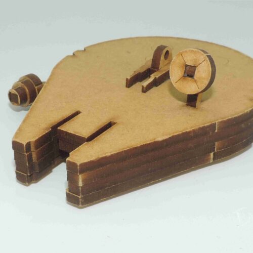 MILLENIUM FALCON (Basic)