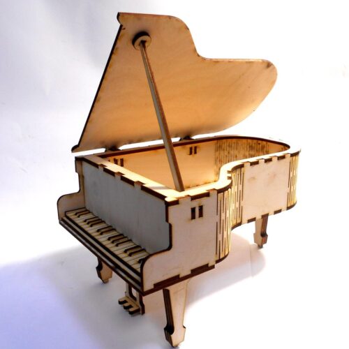 GRAND PIANO