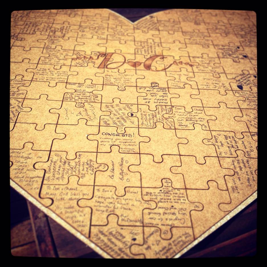 Puzzle Guest Book. 100 pieces